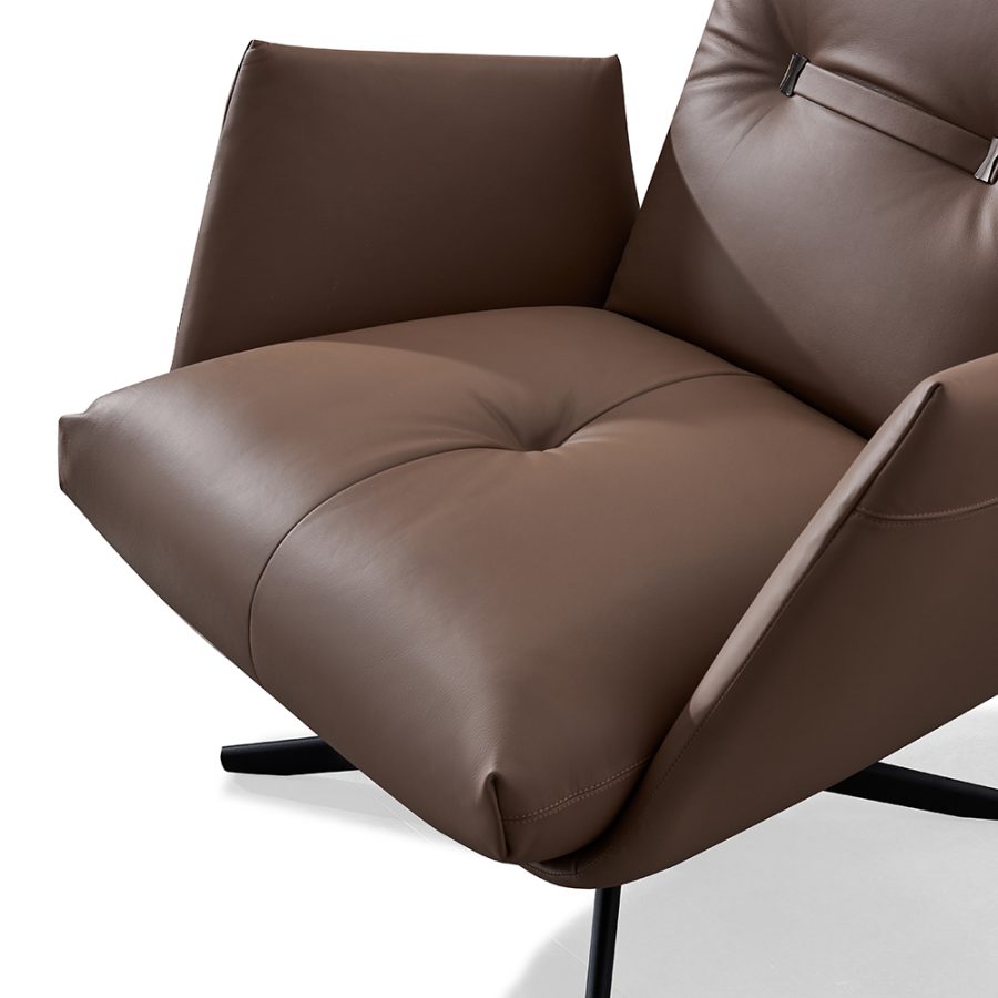 Atis Lounge Chair