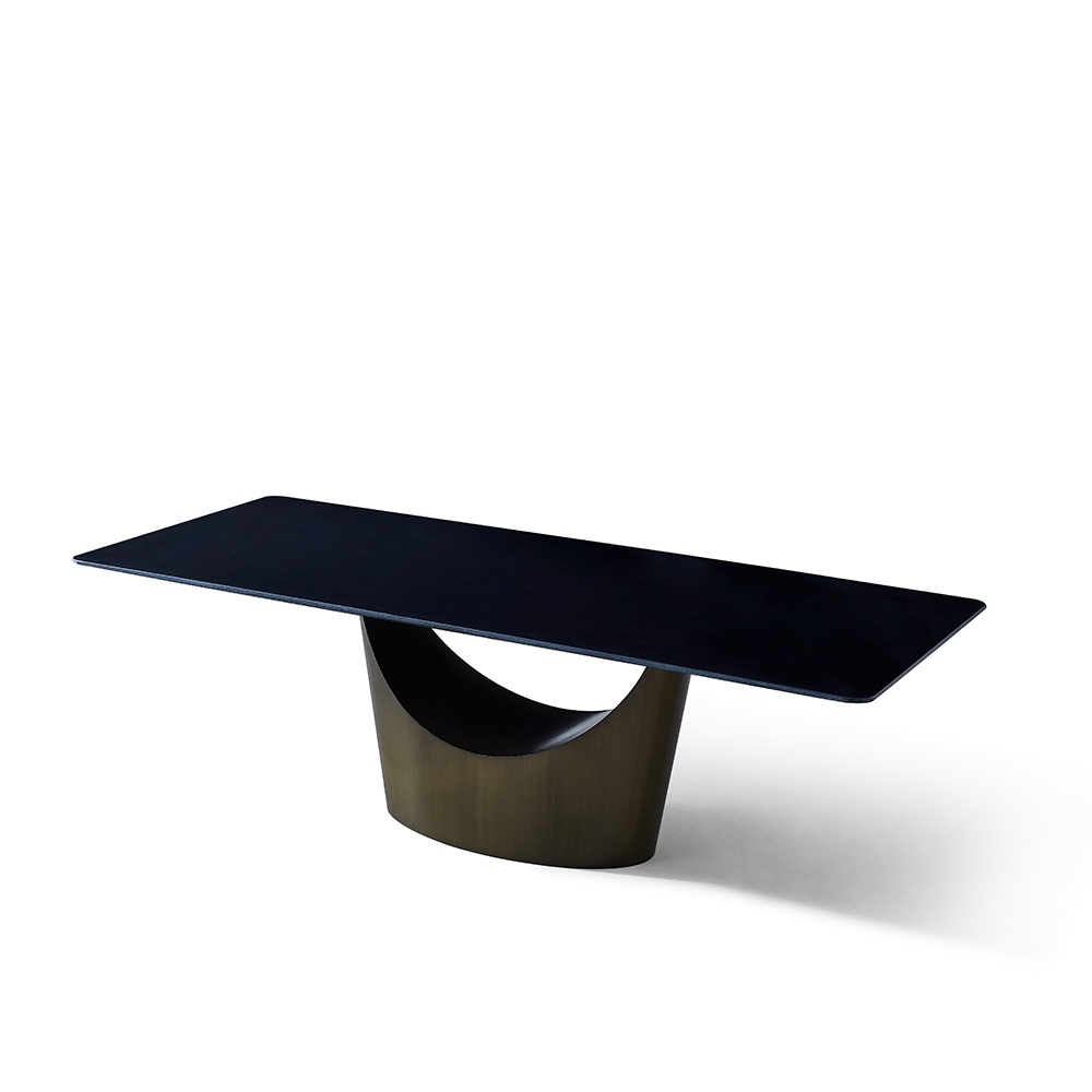 Luna Dining Table